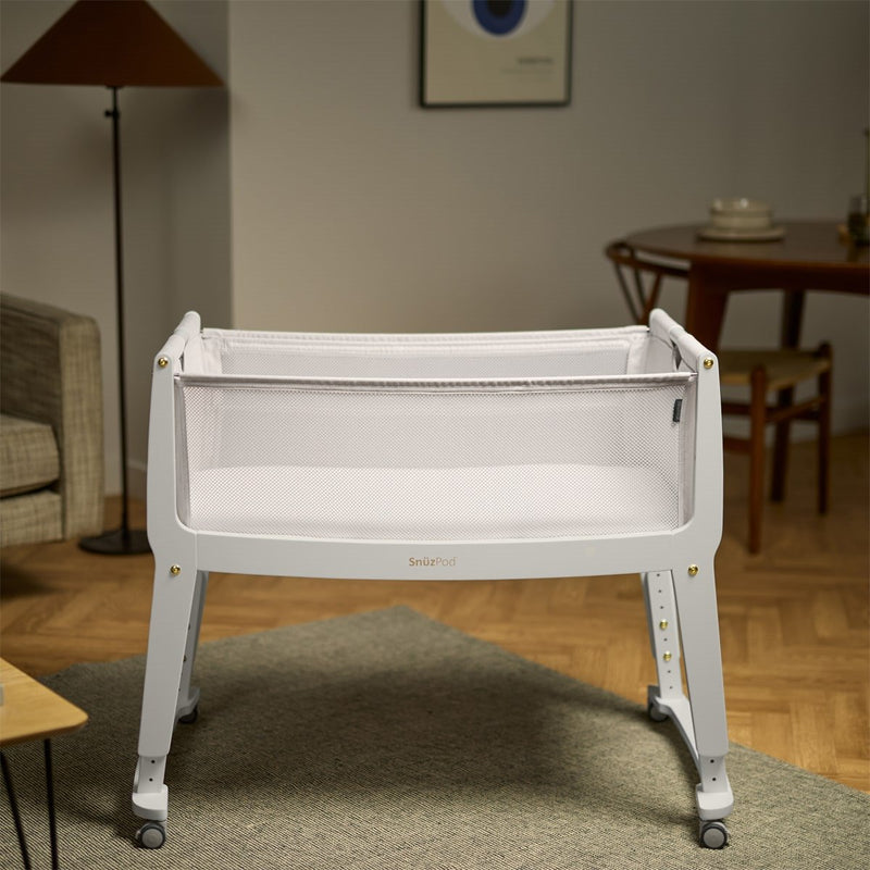 Snuzpod Studio Bedside Crib  ( Paris )