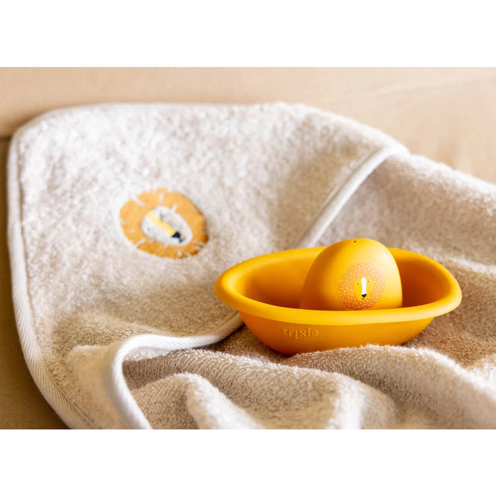 Trixie Hooded Towel | منشفة تريكسي بقلنسوة