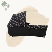 Mountain Buggy Carrycot Plus Duet — Grid