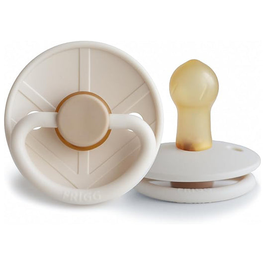 Frigg Little Viking Latex Baby Pacifier  pack of 1   6-18m / لهاية أطفال من فريج ليتل فايكينج مصنوعة من اللاتكس، قطعة واحدة، مقاس 6-18 شهرًا