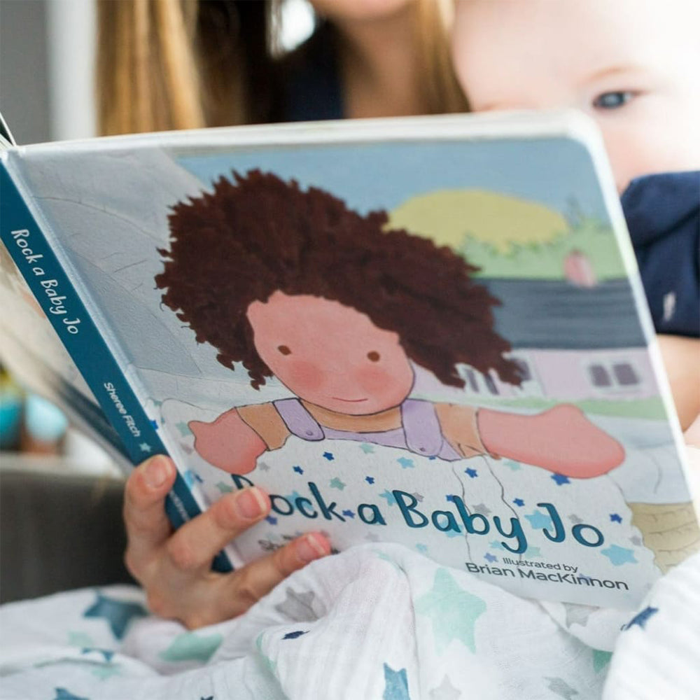 Lulujo Cotton Swaddle & Book Giftset