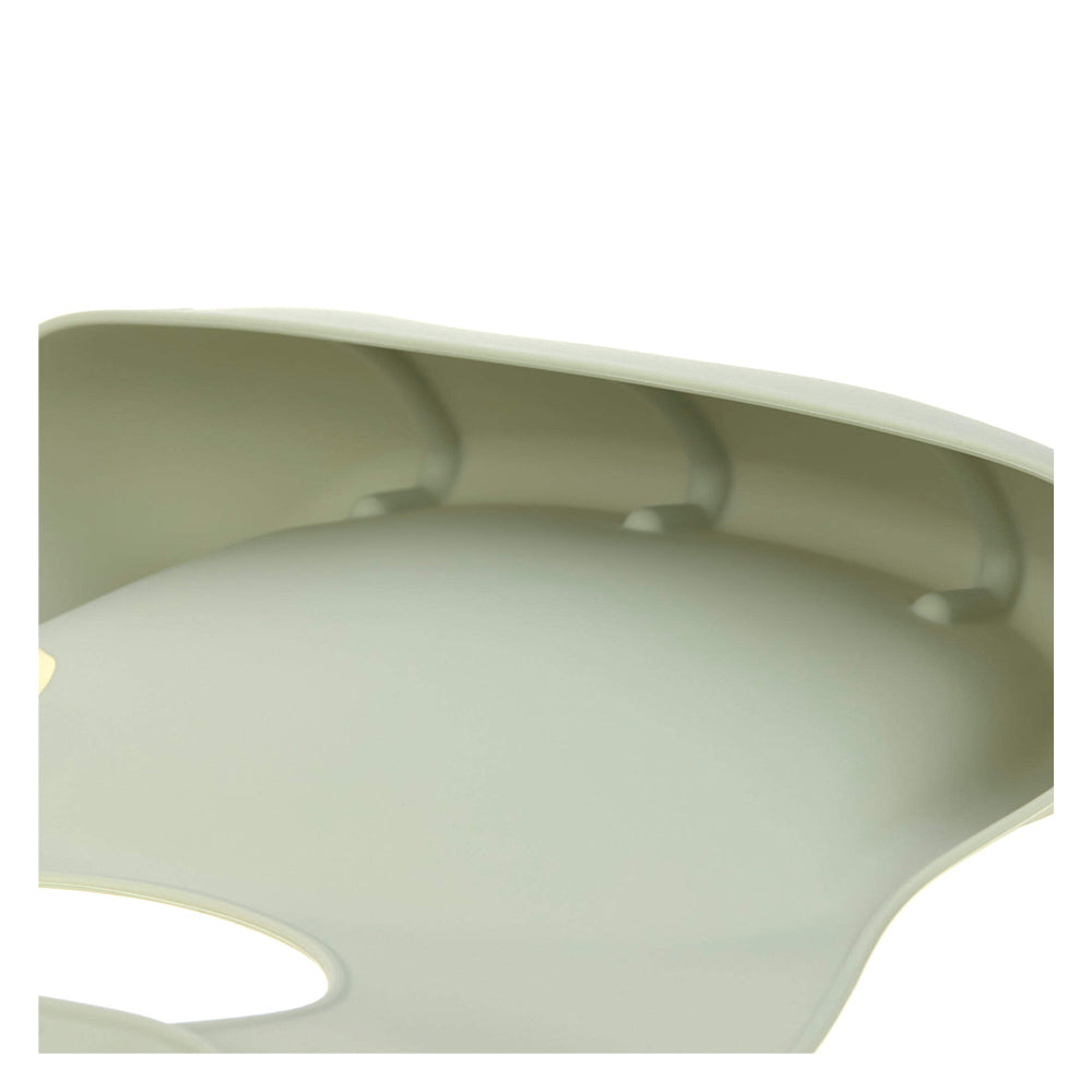Lässig Silicone Bib — view 5