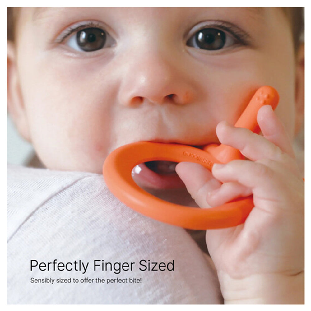 Comotomo Silicone Baby Teether|عضّاضة أطفال من السيليكون من كوموتومو.