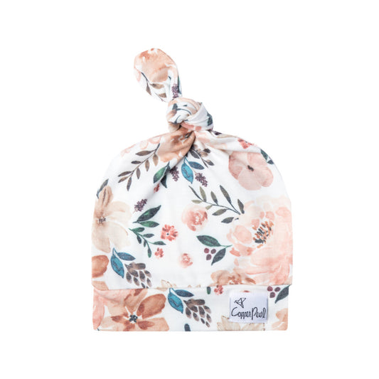 Copper Pearl Top Knot Hat / قبعة بعقدة علوية من اللؤلؤ النحاسي