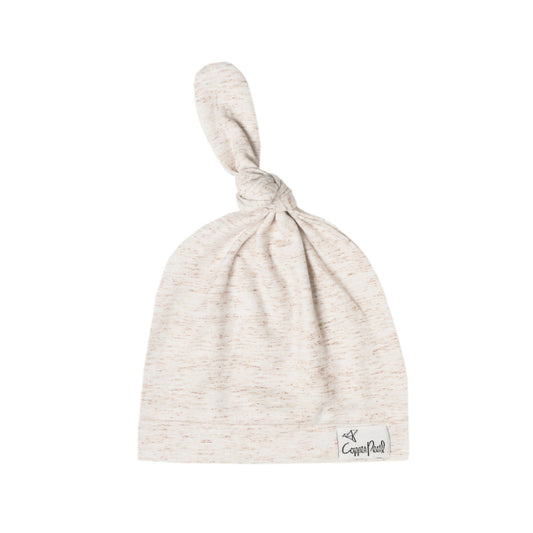 Copper Pearl Top Knot Hat / قبعة بعقدة علوية من اللؤلؤ النحاسي