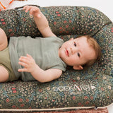 DockATot Deluxe + Dock Morris & Co / دوك أتوت ديلوكس + دوك موريس وشركاه