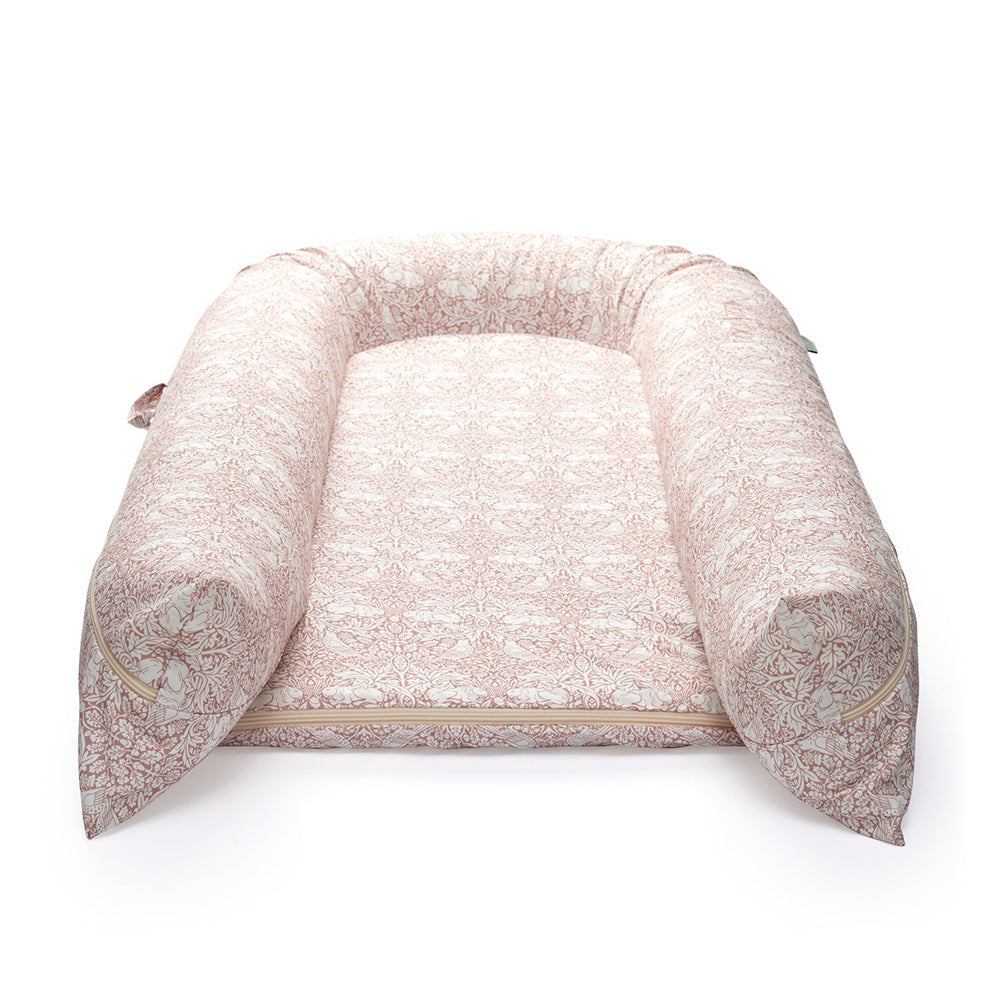 DockATot Grand Dock Morris & Co / دوك أتوت جراند دوك موريس وشركاه