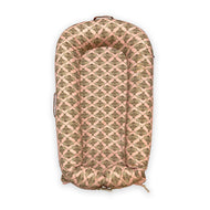 DockATot Deluxe+ Dock / دوك أتوت ديلوكس + دوك